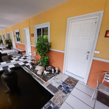 Fancy Carp Resort Cha-Am Luaran gambar