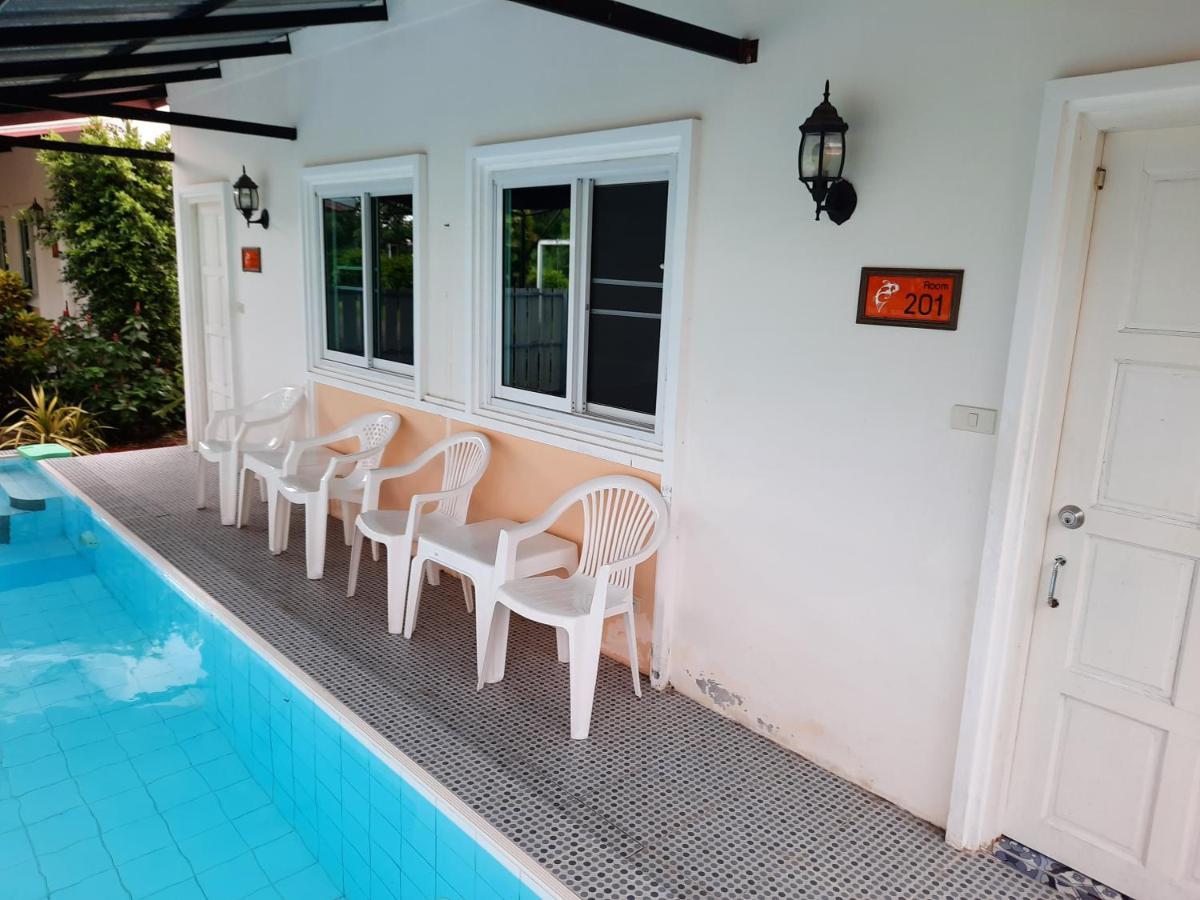 Fancy Carp Resort Cha-Am Luaran gambar