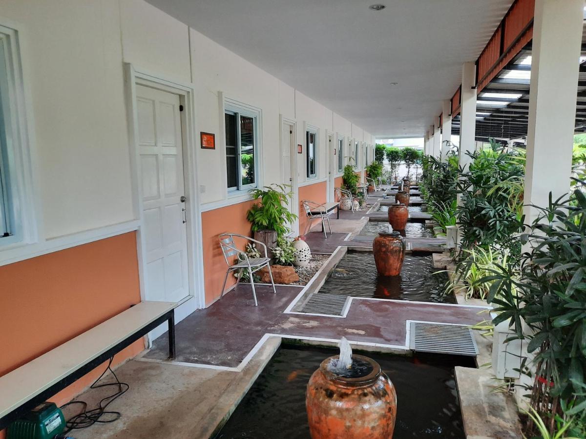 Fancy Carp Resort Cha-Am Luaran gambar