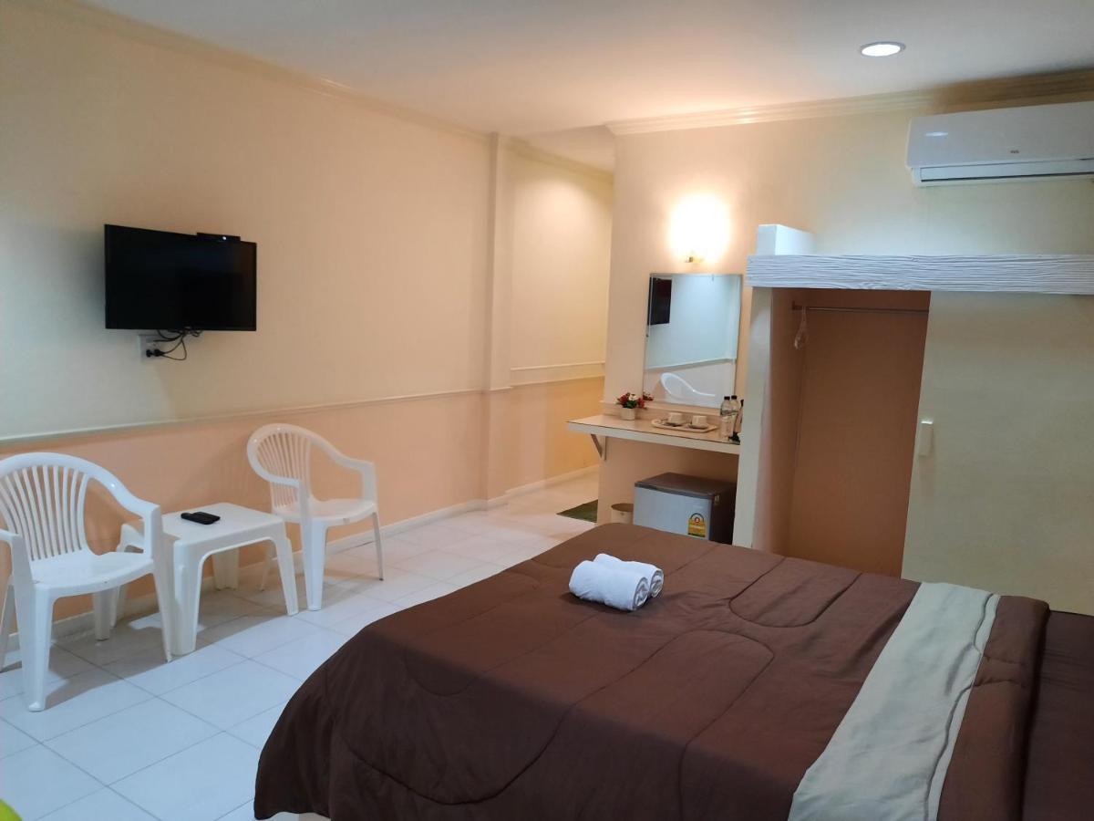 Fancy Carp Resort Cha-Am Luaran gambar