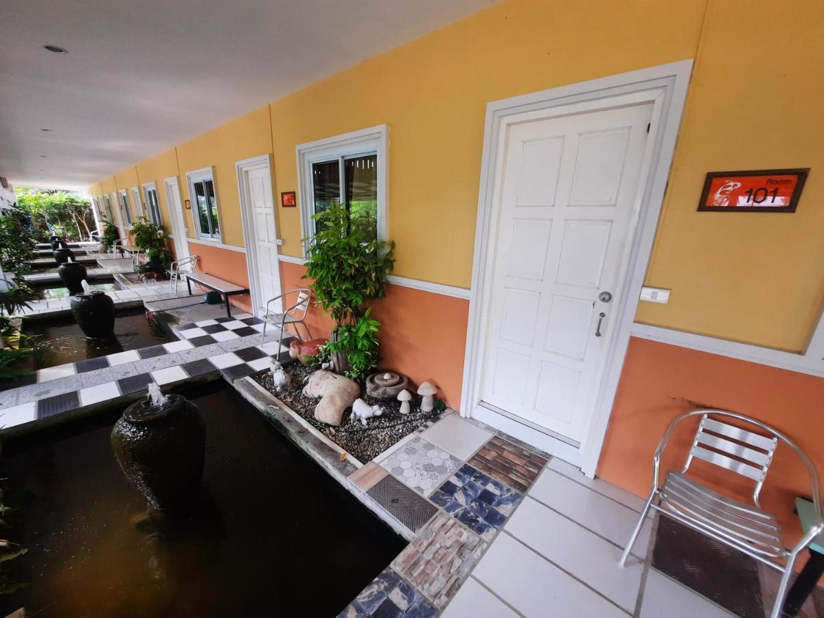 Fancy Carp Resort Cha-Am Luaran gambar