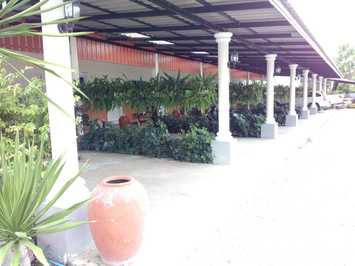 Fancy Carp Resort Cha-Am Luaran gambar