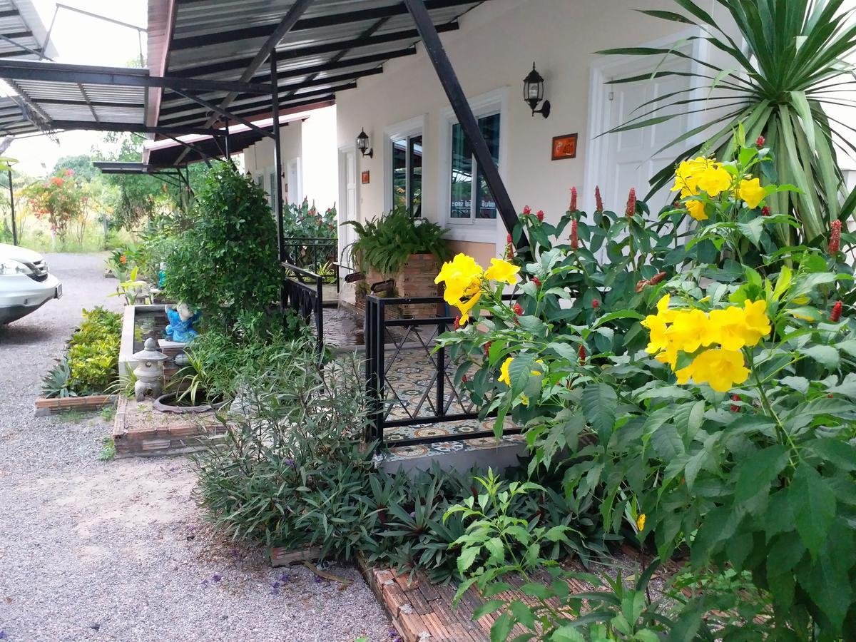 Fancy Carp Resort Cha-Am Luaran gambar